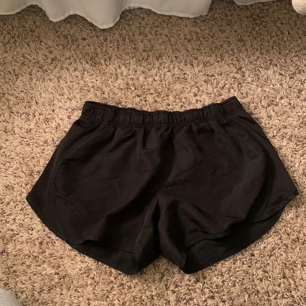 Da skin now athletic shorts